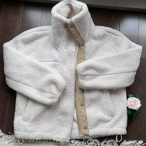 Abercrombie & Fitch Oversized Sherpa Coat